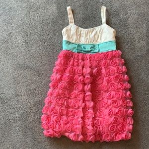 Girls dress